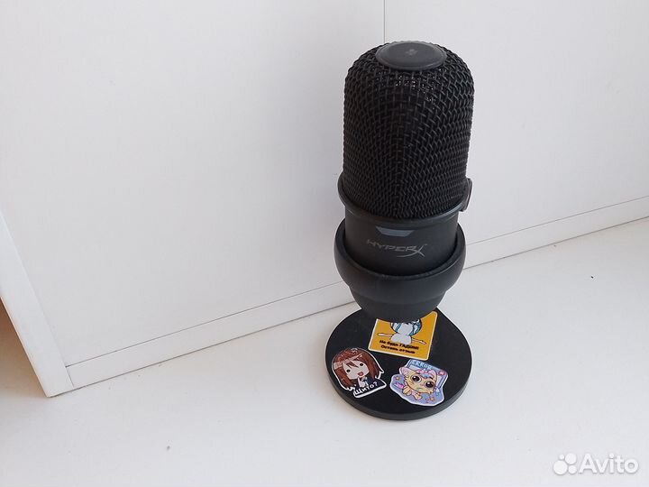 Студийный микрофон