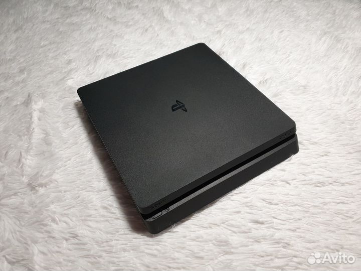 PS4 Slim 1Tb 2208 + онлайн игры. Возможен обмен