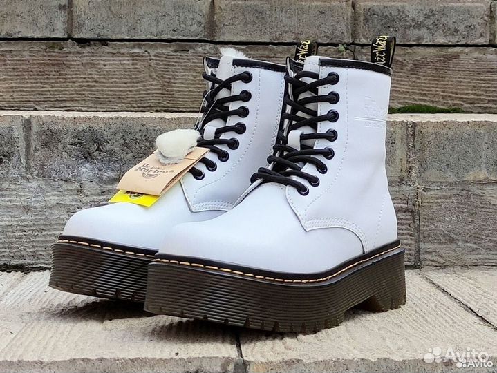 Зимние кожаные ботинки Dr. Martens c натурал мехом