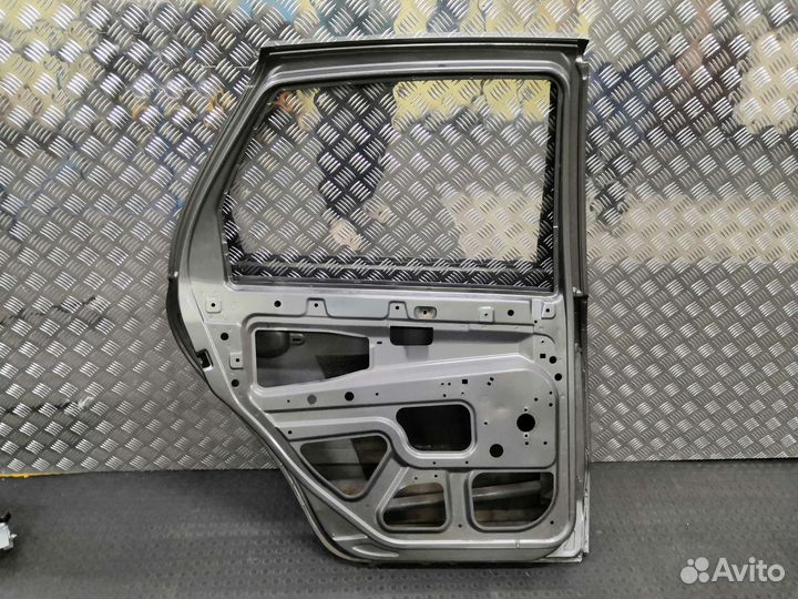 Дверь задняя левая лада калина