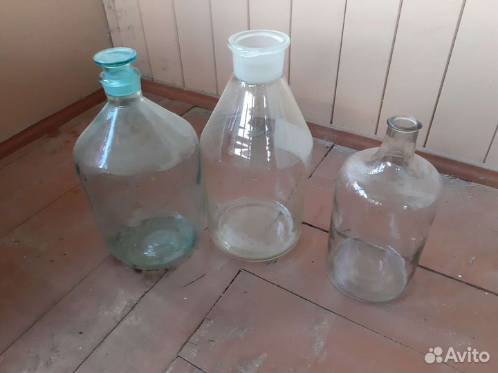 Бутылки 5л и 10 л