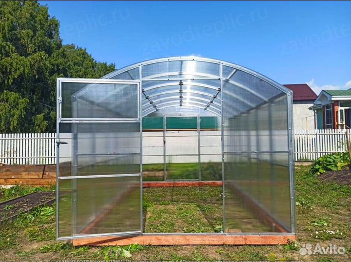 Теплица «Крепость» прямостенная 3х4