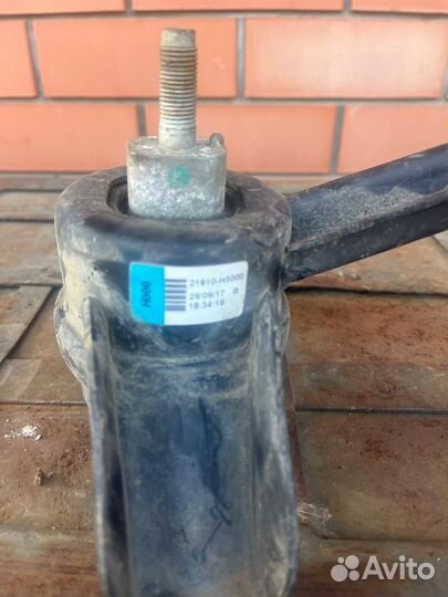 Подушка двигателя рио4