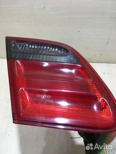 Фонарь задний левый Мерседес W210