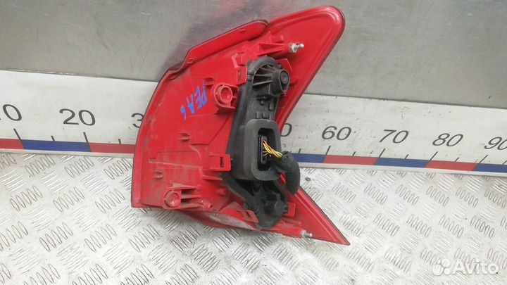 Фонарь Peugeot 3008 (2009-2016)