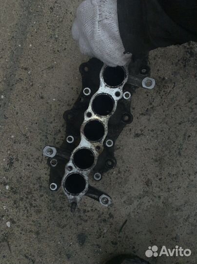 6A12 коллектор впускной Mitsubishi Galant E54A