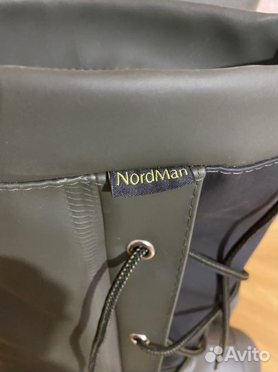 Сапоги резиновые утепленные с шипами