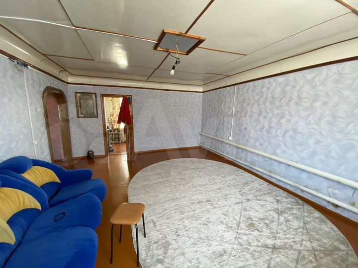 Дом 82 м² на участке 6,3 га