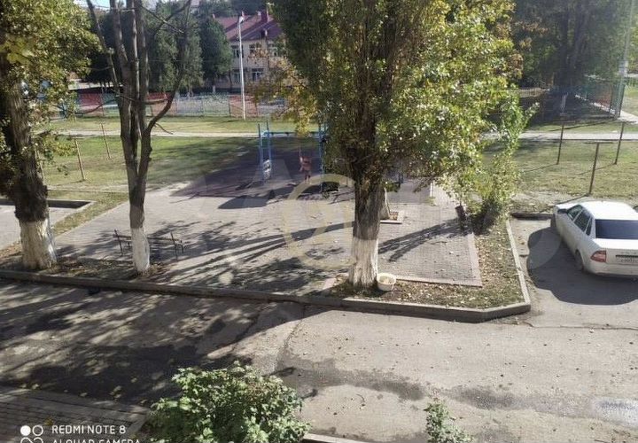 3-к. квартира, 65 м², 2/5 эт.