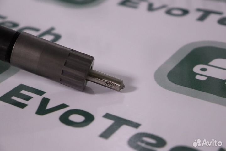 Форсунка топливная 095000-6701