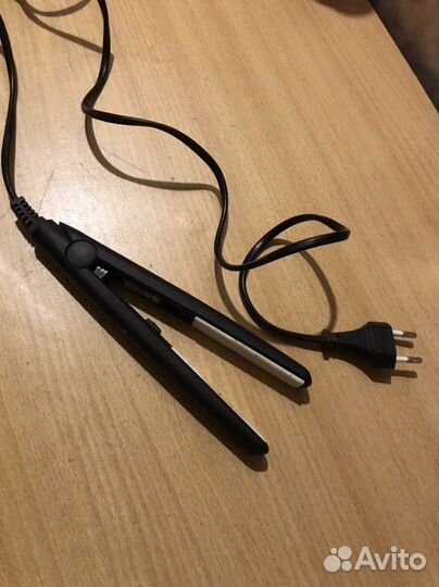 Выпрямитель для волос