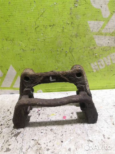 Скоба суппорта заднего Опель Мерива
