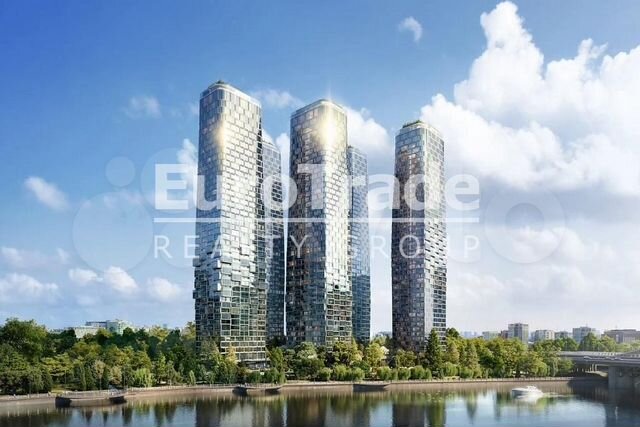 Продам торговое помещение, 370 м²