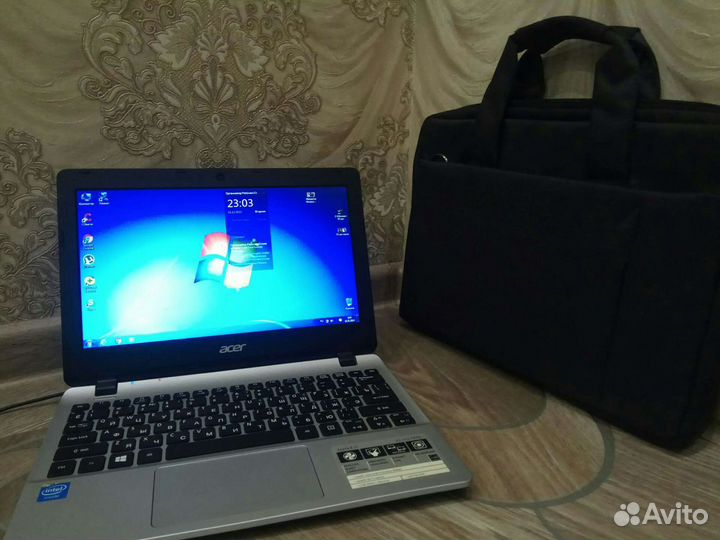 Ноутбук Acer Aspire E11 E3-112-C97Q