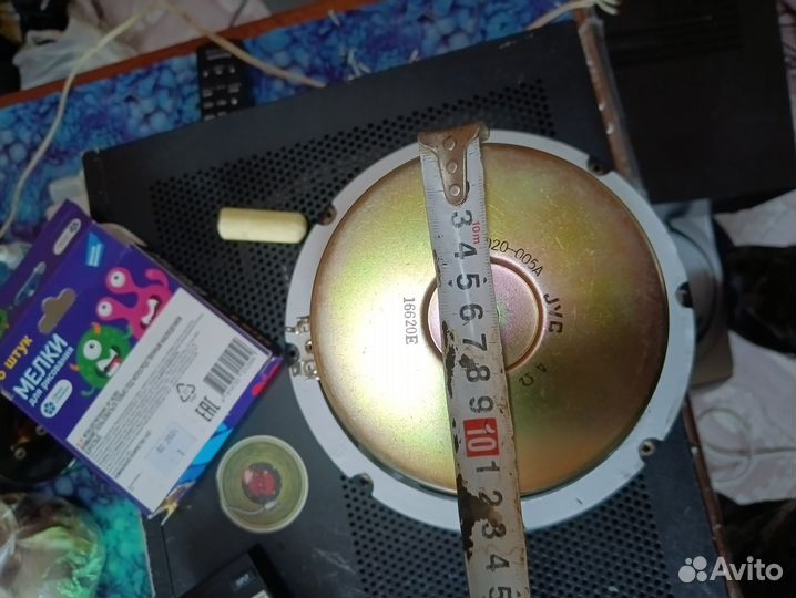 Огромный динамик jvc от subwoofer