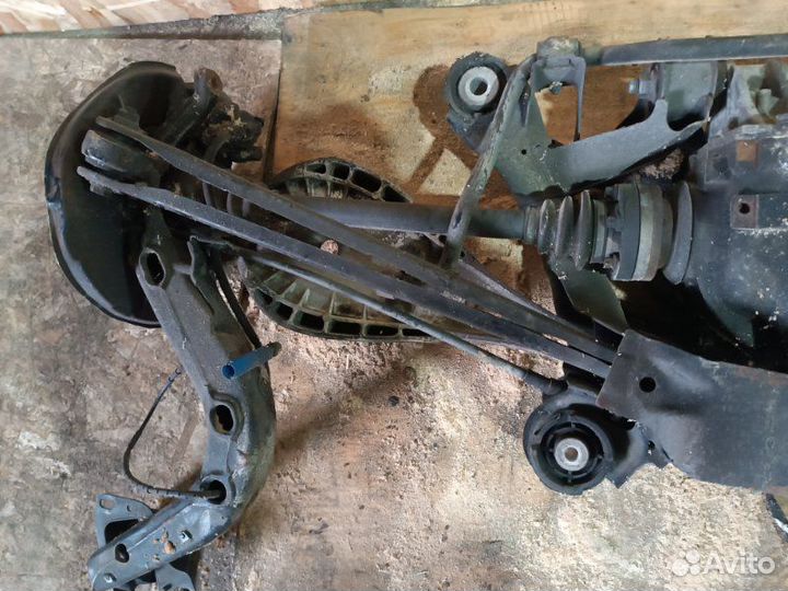 Балка подвески задняя Bmw 3-Series E46 N42B20A