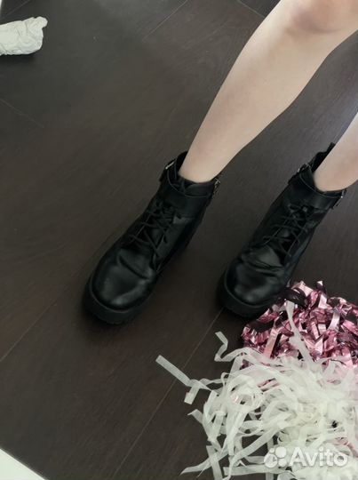 Ботинки bershka 36 размер