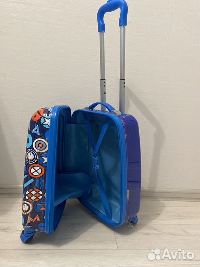 Чемодан детский