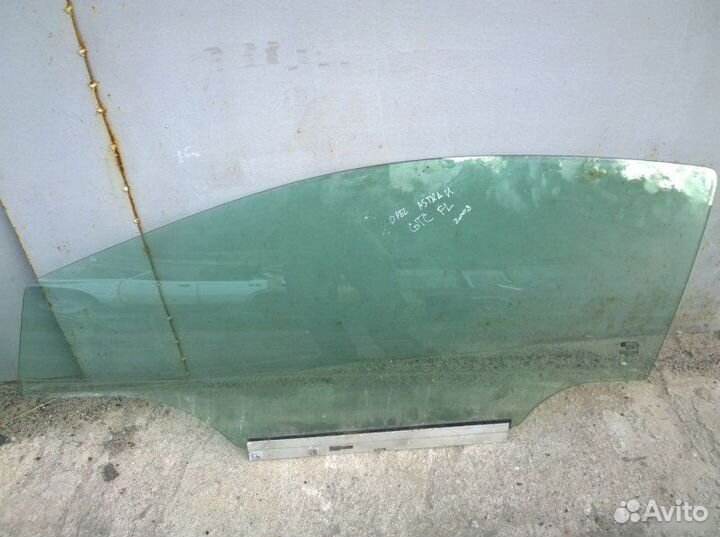 Стекло двери Opel Astra H