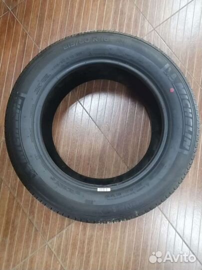 Michelin Premier A/S 215/60 R16