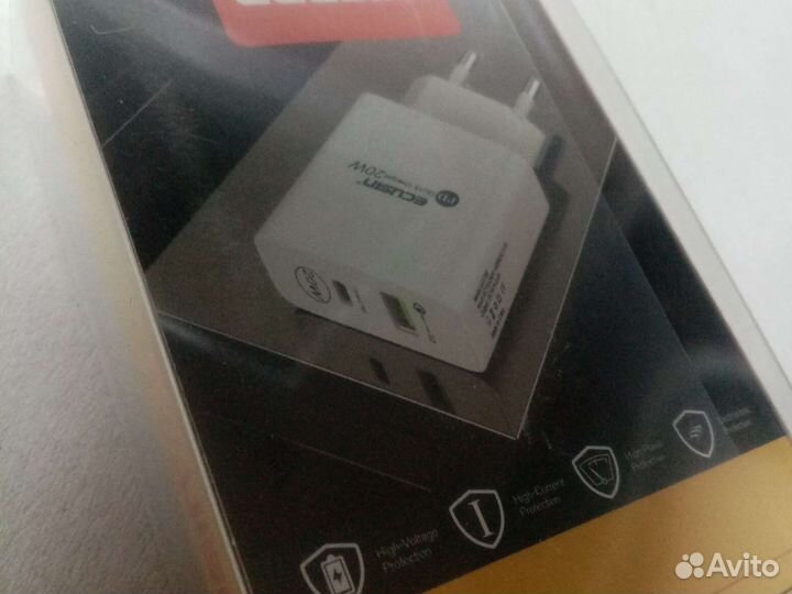 Зарядное устройство для смартфона