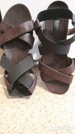 Сандалии 38размер