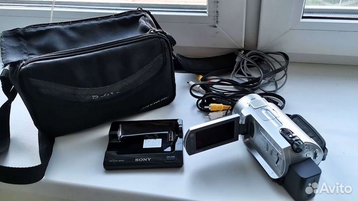 HDD Видеокамера Sony DCR-SR200E