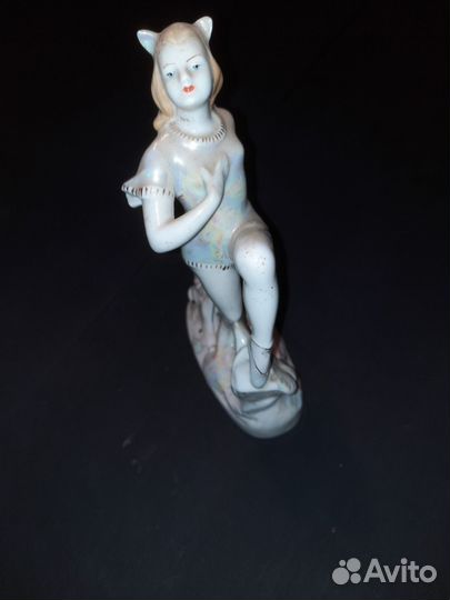 Фарфоровые статуэтки СССР девушка