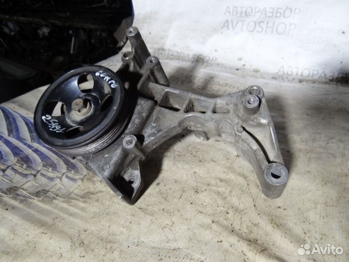 Гидроусилитель Mazda Bongo Friendee 1999-2005