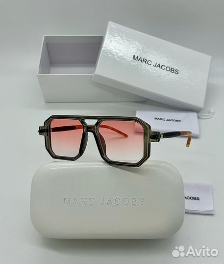 Солнцезащитные очки Marc Jacobs