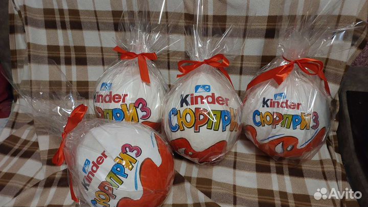 Большое яйцо киндер