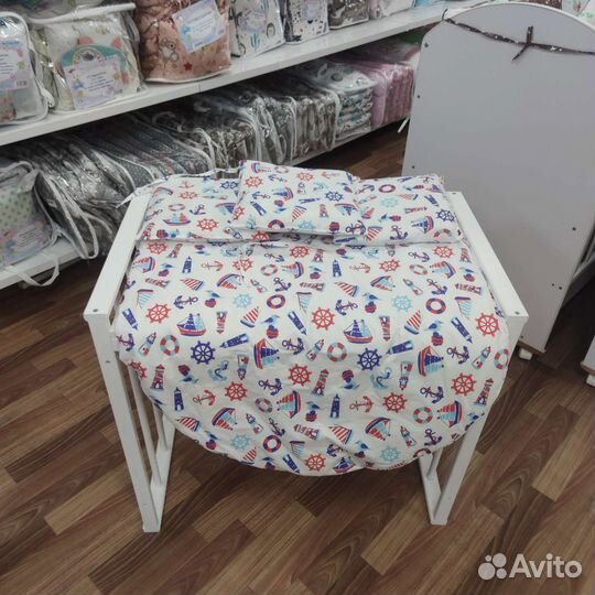 Постельное белье с бортиками и балдахином