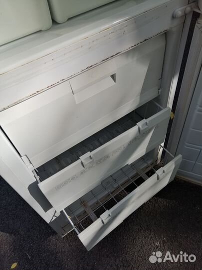 Холодильник стинол двухкамерный