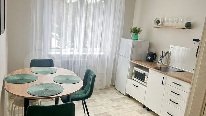 2-к. квартира, 54 м², 2/9 эт.