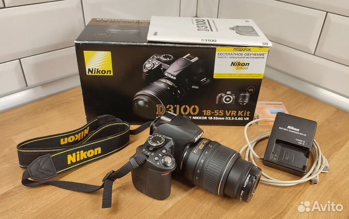 Фотоаппарат Nikon d3100 с объективом 18-55 мм