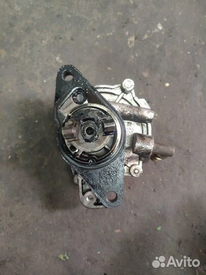 Вакуумный насос Opel Combo 1.3cdti Z13DTJ