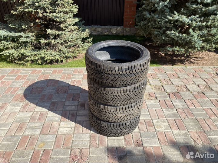 Michelin X-Ice Snow 245/45 R19 102H