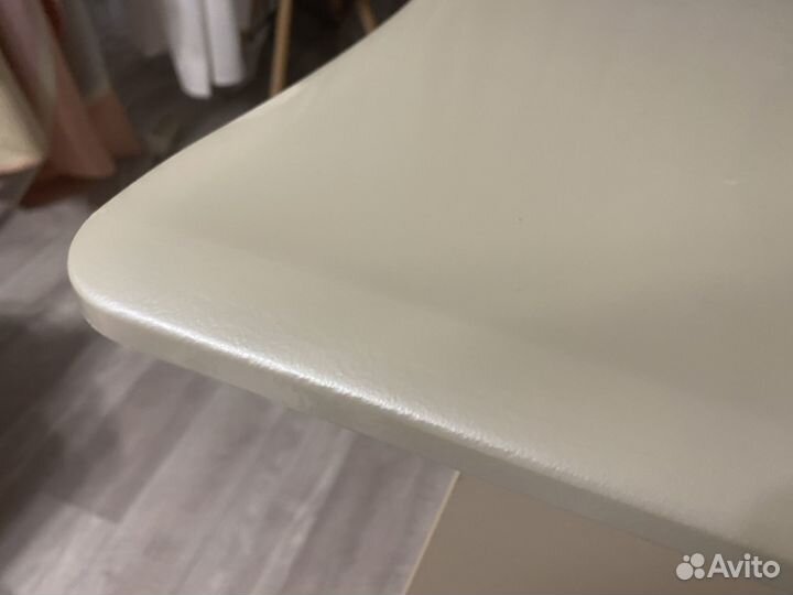 Письменный стол для школьника / компьютерный стол