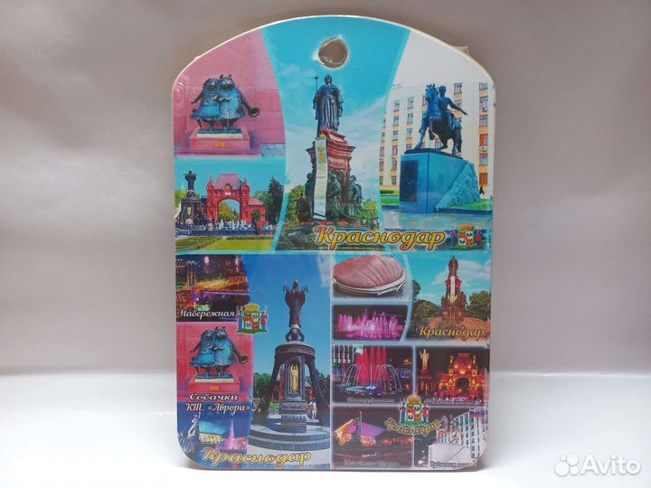 Новая разделочная кухонная доска.Сувенир Краснодар