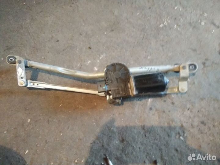 Трапеция дворников Мазда 3 бк