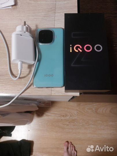 Vivo iQOO Z9 Turbo, 12/256 ГБ