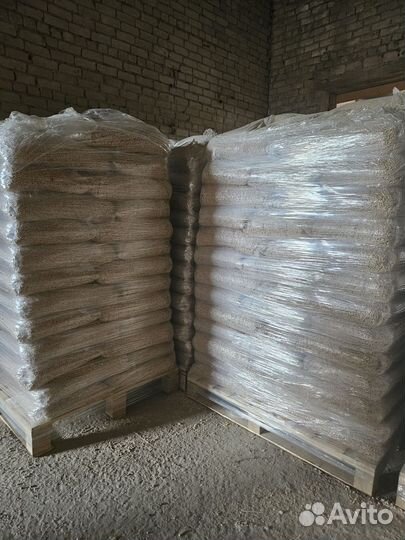 Топливные гранулы пеллеты премиум 6