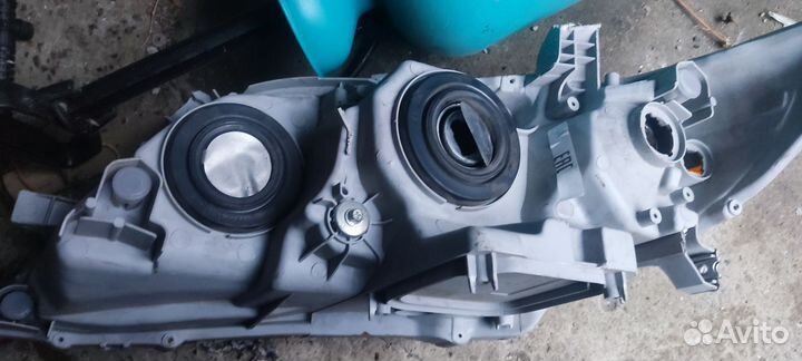 Фара toyota camry 40