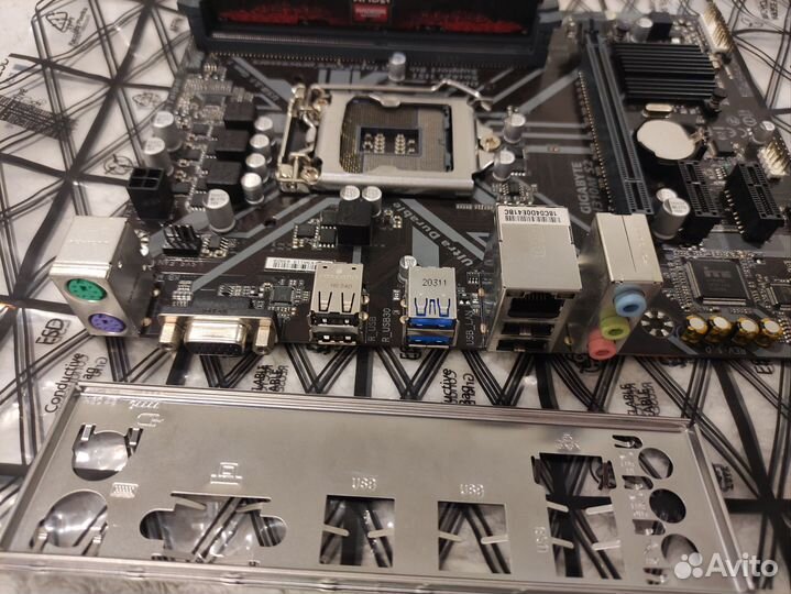 Материнская плата + 8 Gb ddr4