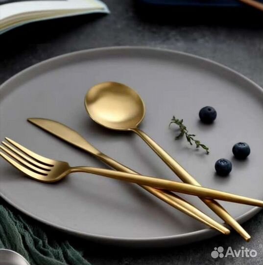 Комплект столовых приборов
