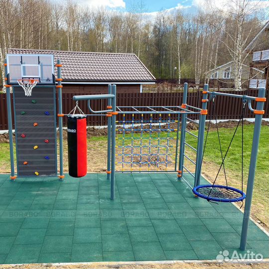 Спортивный уличный комплекс