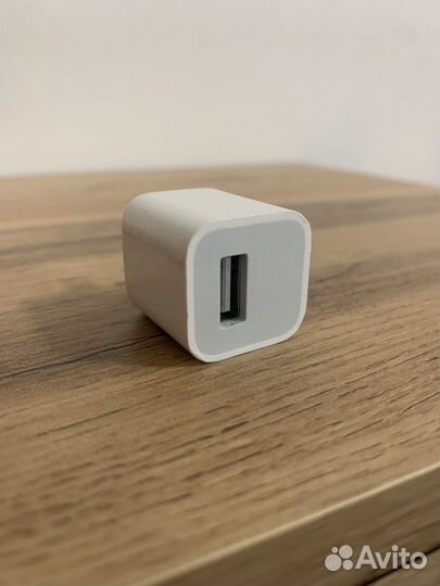 Адаптер питания apple