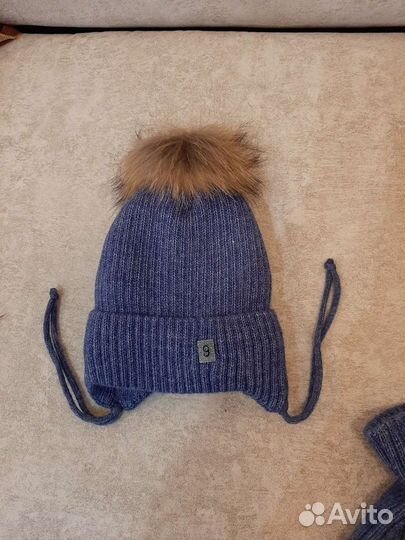Шапка и манишка для мальчика 4-7 лет
