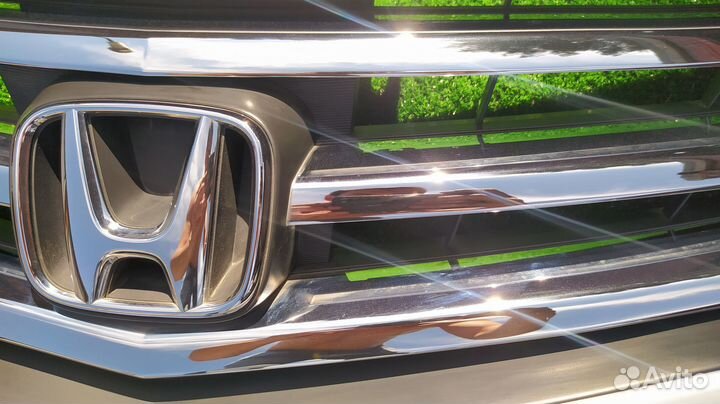 Решетка радиатора Honda Accord CU 2008-2011