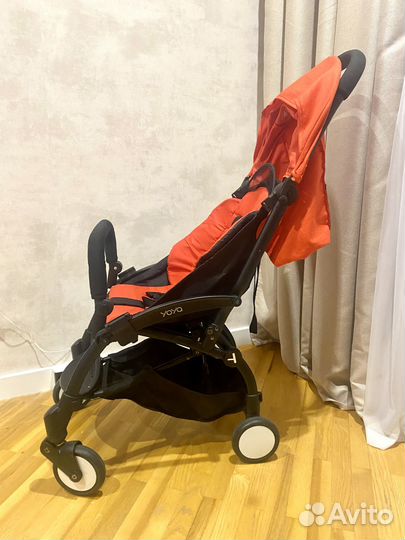 Прогулочная коляска yoya